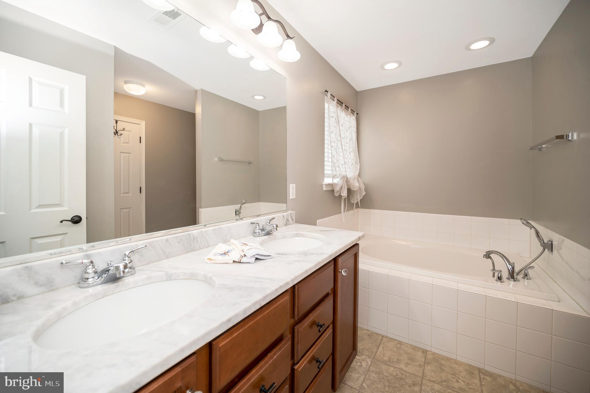 5306 Longbow Road King George, VA 22485 - Photo 26 of 68 Primary Bath