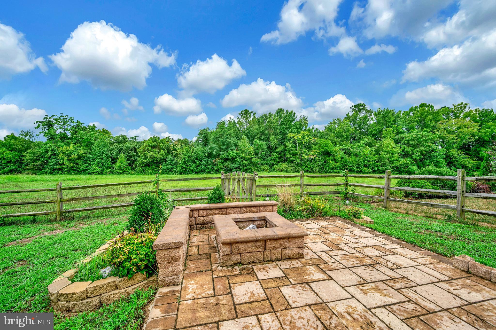5306 Longbow Road King George, VA 22485 - Photo 45 of 68 Firepit and stamp patio