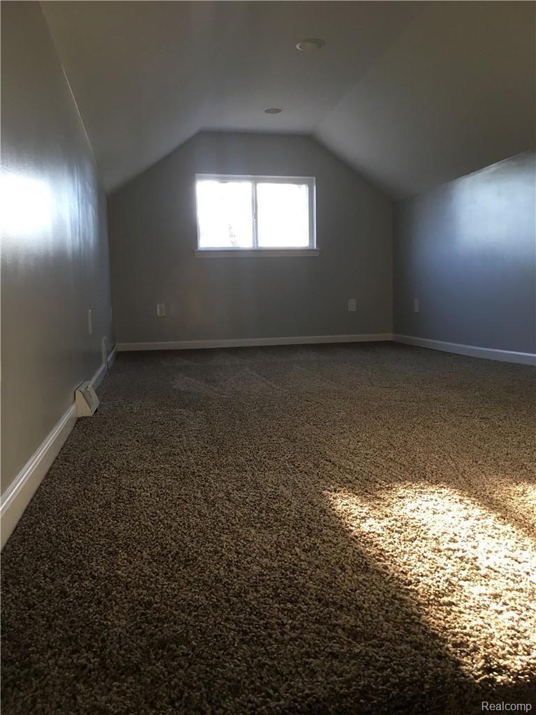 8144 Lansing Road Durand, MI 48429 - Photo 14 of 27 master bedroom.jpg