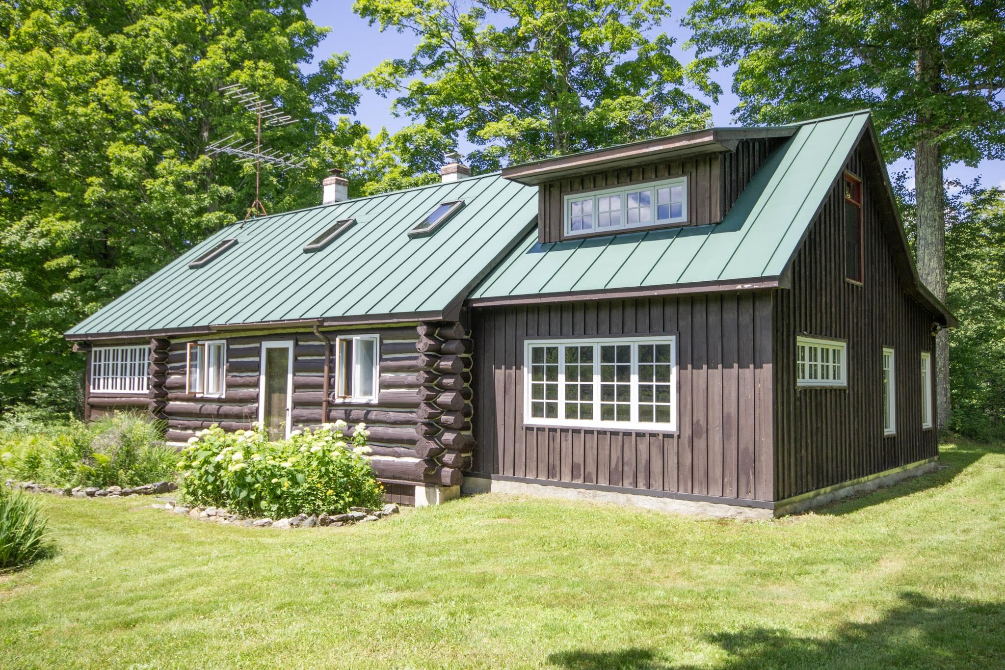1351 Oak Lodge Road Rochester, VT 05767 - Photo 1 of 41 Gallery Image 1
