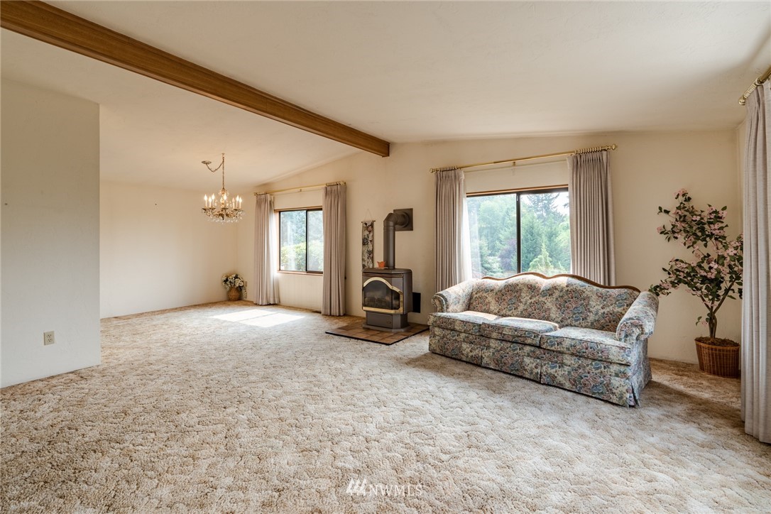 18815 128th Avenue Northeast Bothell, WA 98011 - Photo 16 of 19 Gallery Image 16