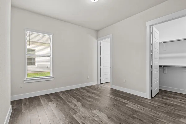 $2,532 | 865 Limmer Loop, Unit 813, Hutto, TX 78634