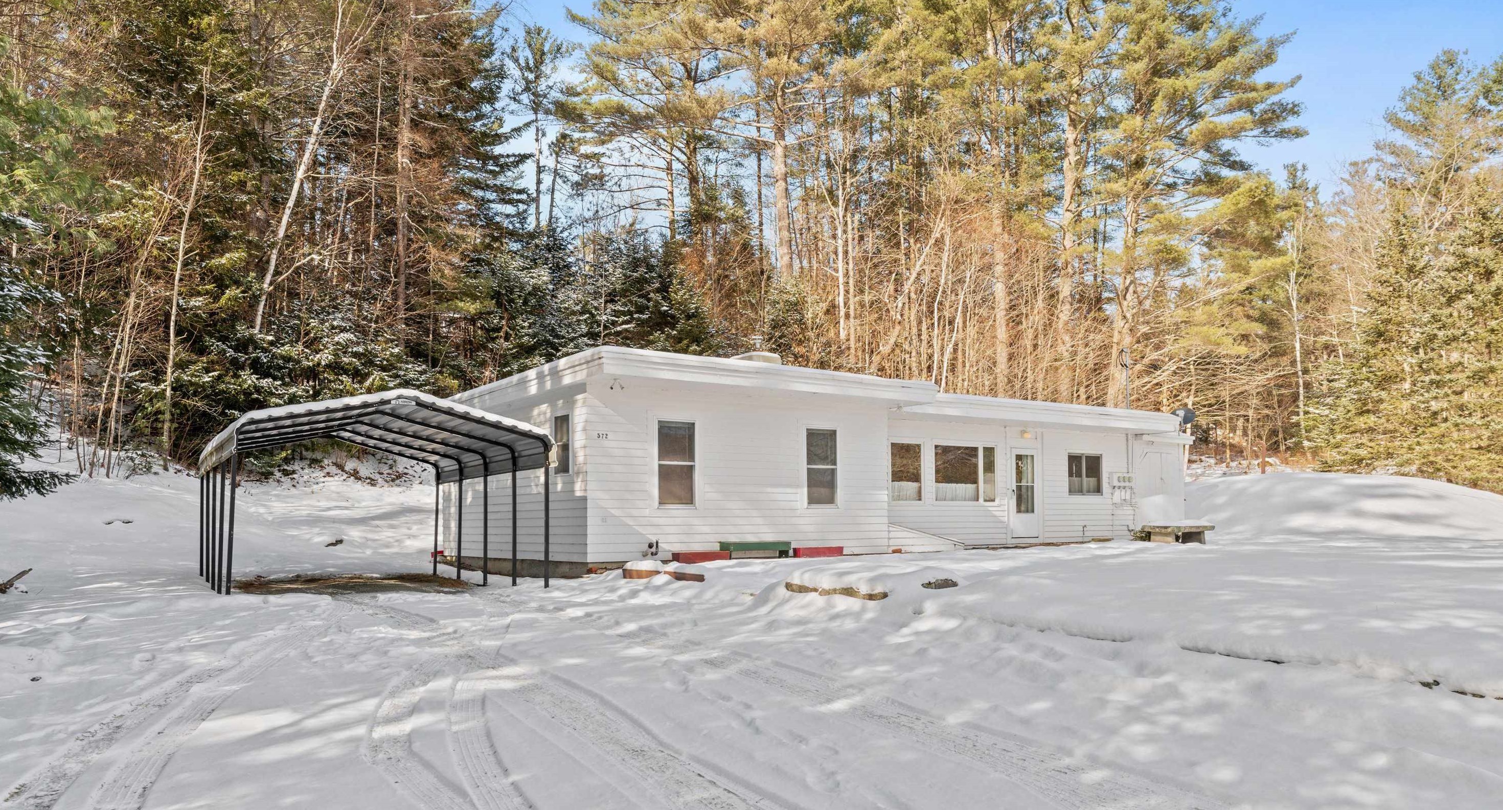 572 Wells Road Franconia, NH 03580 - Photo 2 of 37 Gallery Image 2