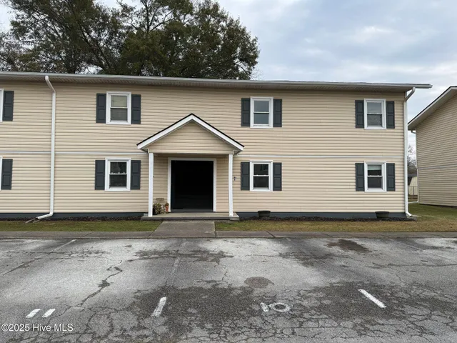 $875 | 2310 Indian Drive, Unit 9, Jacksonville, NC 28546