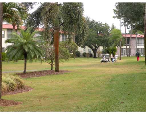 1923 Southwest Palm City Road, Unit 12E Stuart, FL 34994 - Photo 9 of 11 Gallery Image 9