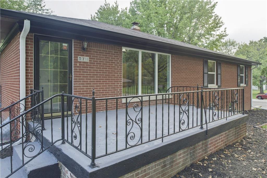 5711 Radnor Road Indianapolis, IN 46226 - Photo 3 of 19 Gallery Image 3