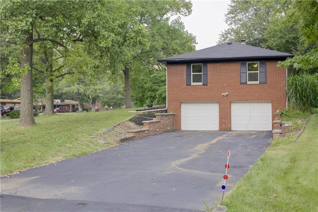 5711 Radnor Road Indianapolis, IN 46226 - Photo 5 of 19 Gallery Image 5