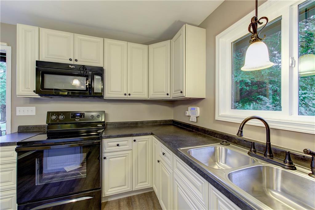 5711 Radnor Road Indianapolis, IN 46226 - Photo 10 of 19 Gallery Image 10
