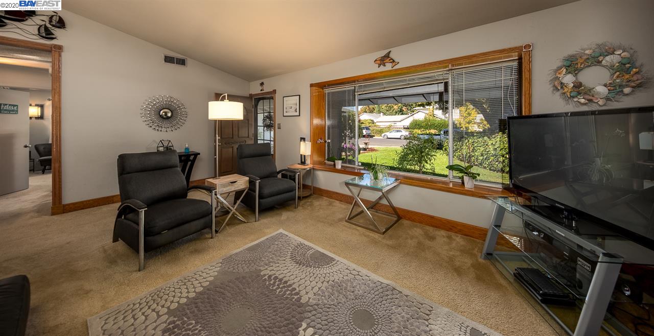406 Curlew Road Livermore, CA 94551 - Photo 6 of 22 Gallery Image 6