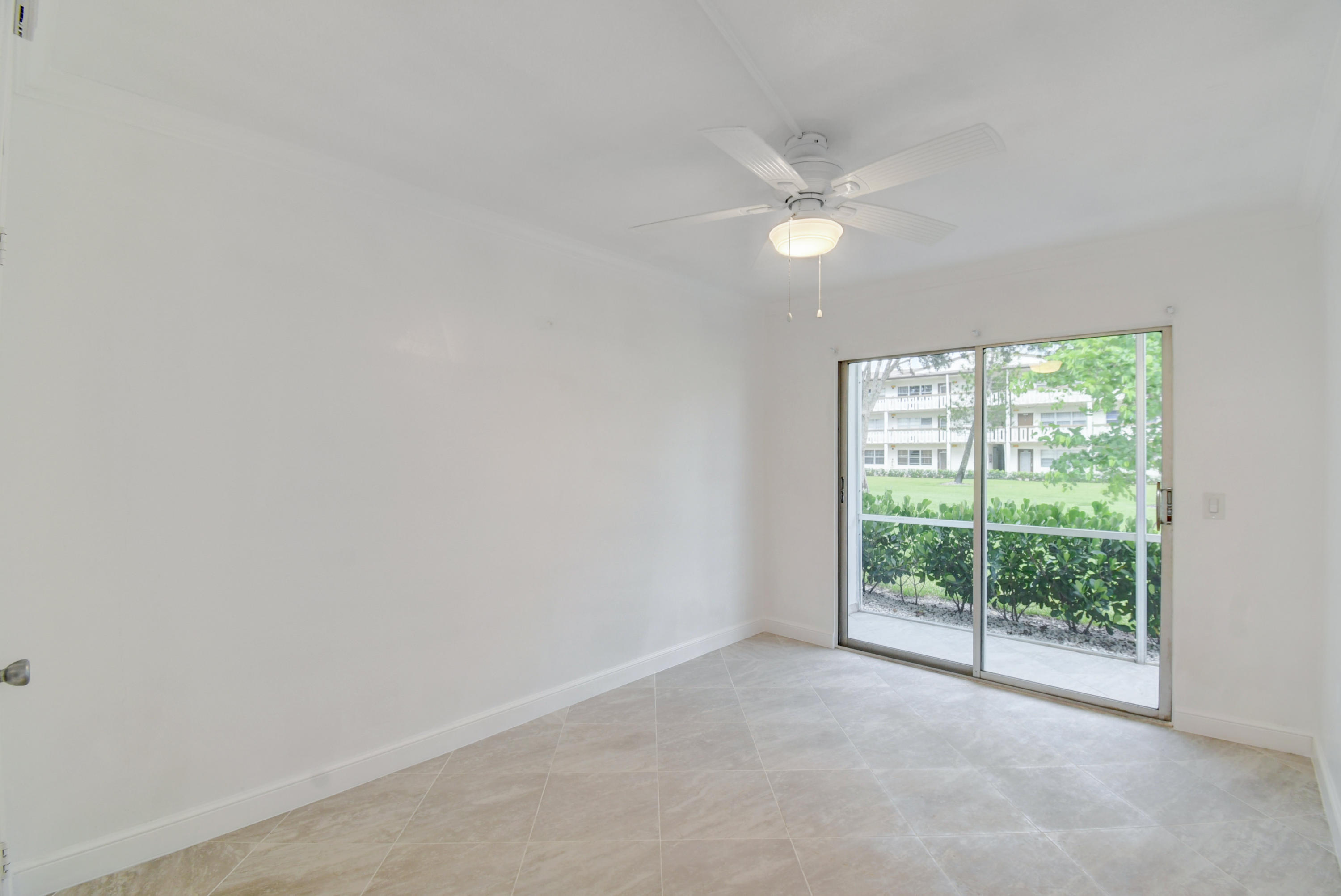 430 Mansfield K Boca Raton, FL 33434 - Photo 15 of 27 15_dsc_3456_57_58_59_60