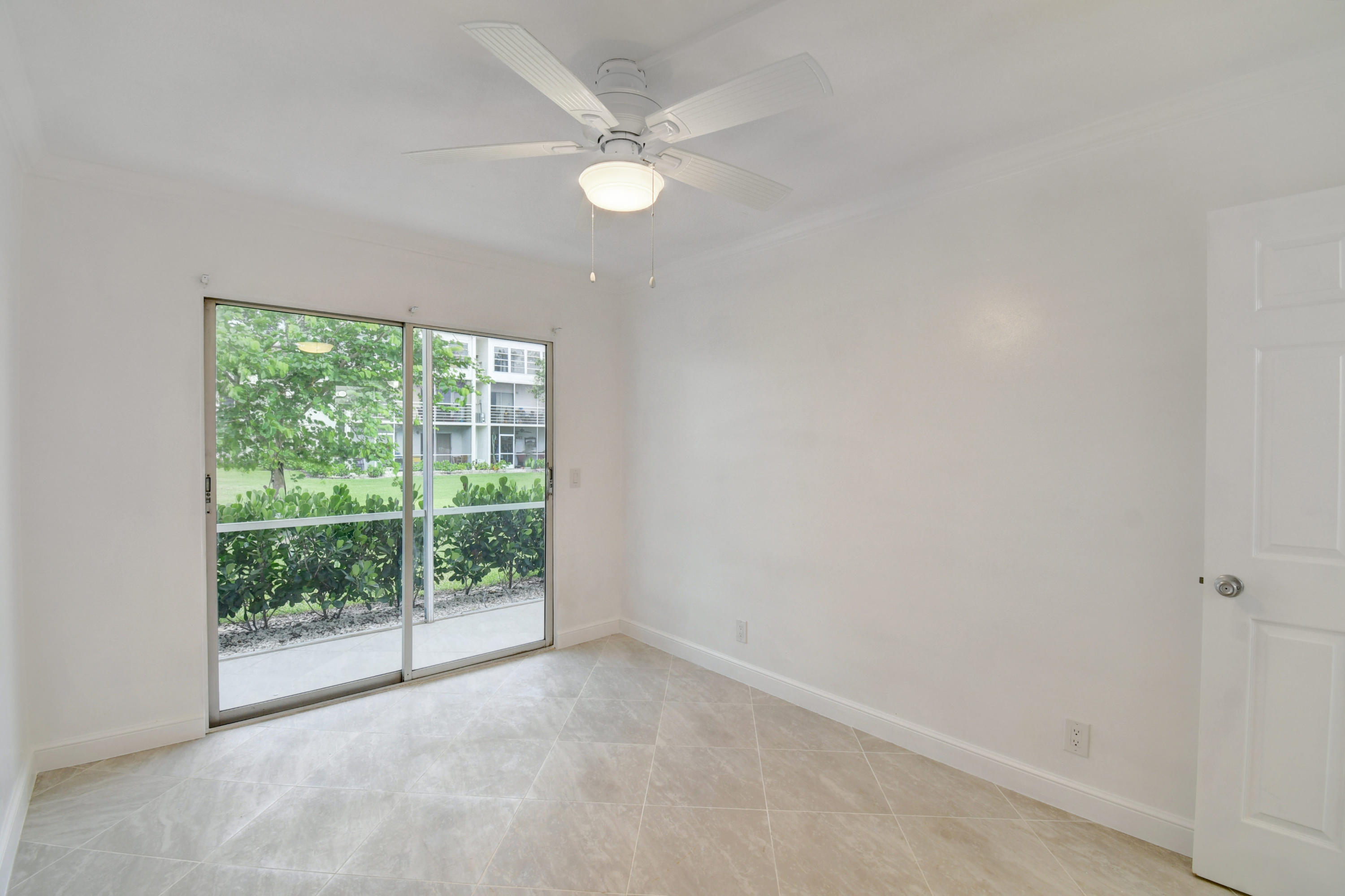 430 Mansfield K Boca Raton, FL 33434 - Photo 16 of 27 16_dsc_3466_67_68_69_70