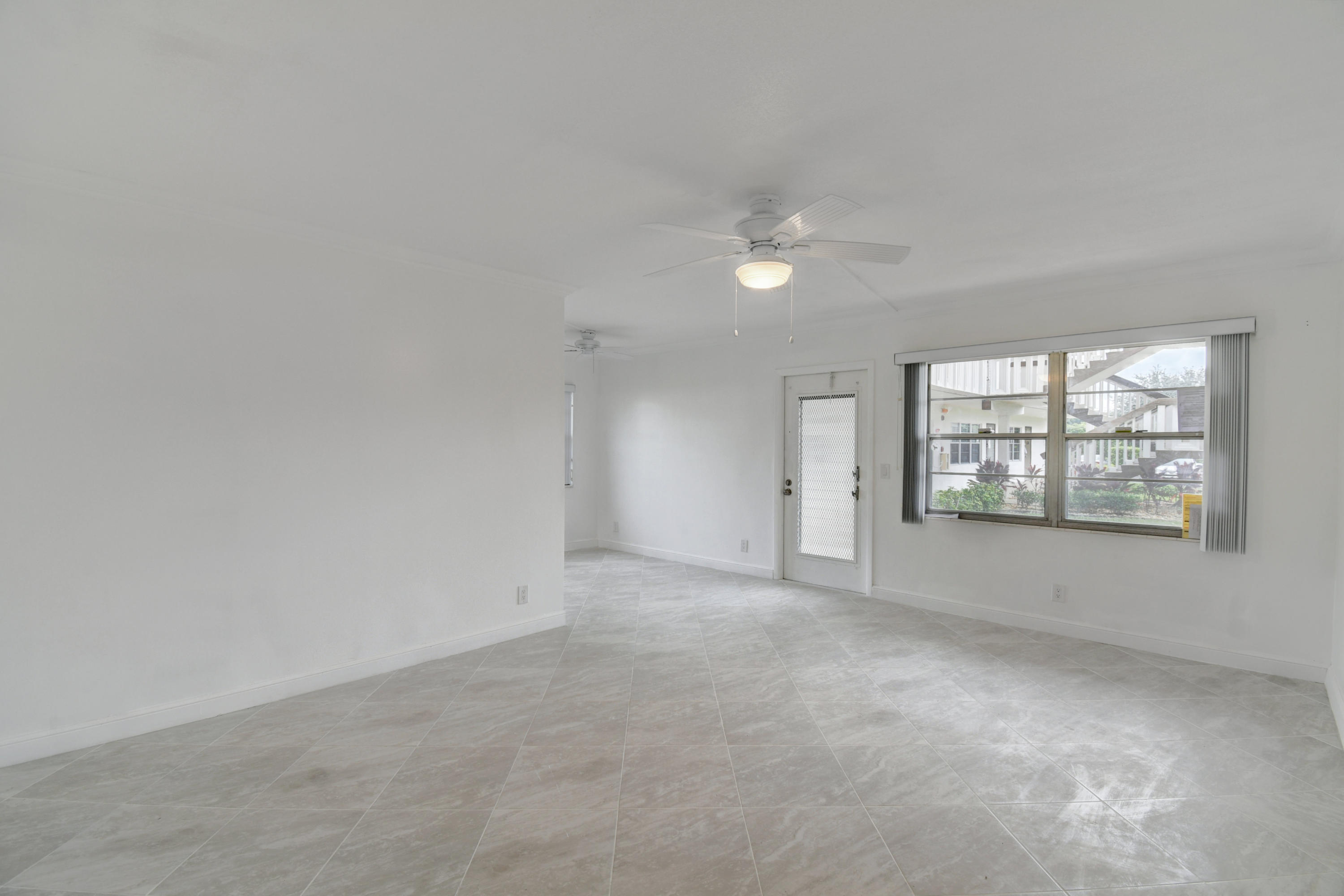 430 Mansfield K Boca Raton, FL 33434 - Photo 10 of 27 08_dsc_3381_2_3_4_5