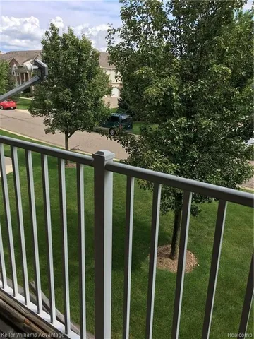 $1,850 | 17208 Chesapeake Circle, Walled Lake, MI 48390