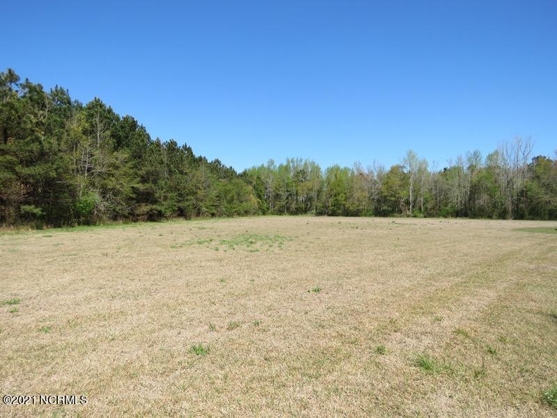 422 Hedgepeth Road Fairmont, NC 28340 - Photo 13 of 29 13
