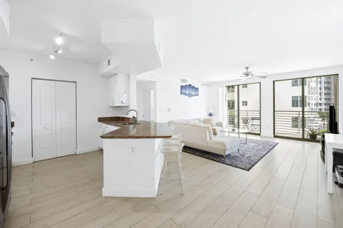 $420,000 | 1830 Radius Drive, Unit 523, Hollywood, FL 33020