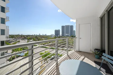 $420,000 | 1830 Radius Drive, Unit 523, Hollywood, FL 33020