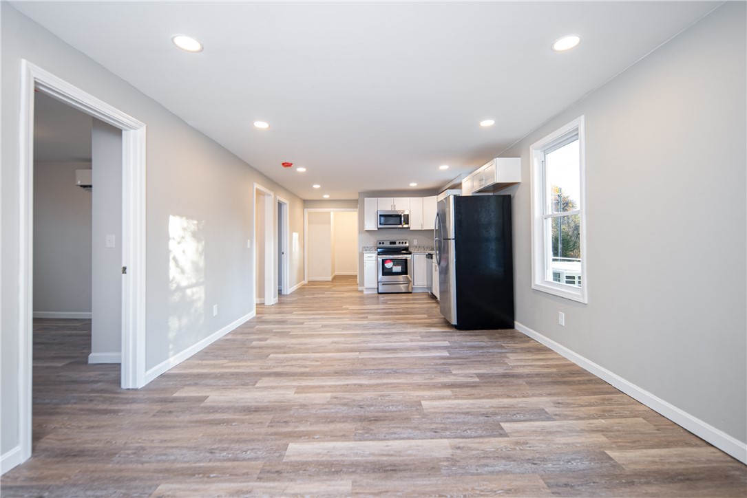 193 Shannock Village Road Richmond, RI 02875 - Photo 8 of 29