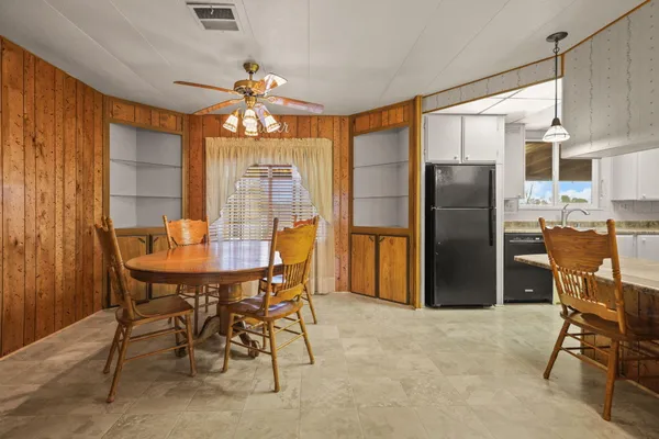 $285,000 | 836 August Way, Redding, CA 96003