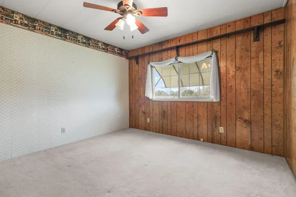 $285,000 | 836 August Way, Redding, CA 96003