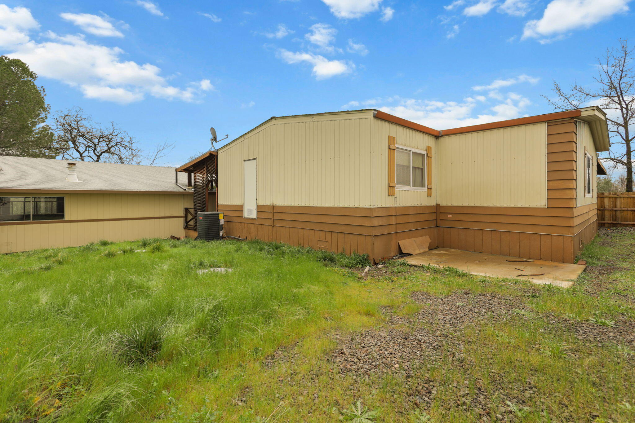 836 August Way Redding, CA 96003 - Photo 28 of 32 a view of back yard of the house