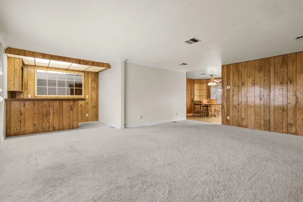 $285,000 | 836 August Way, Redding, CA 96003