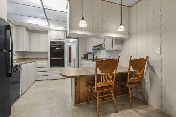 $285,000 | 836 August Way, Redding, CA 96003