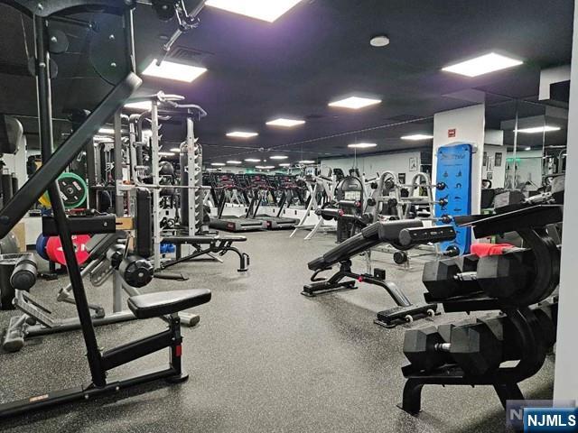 807 Hudson Park Edgewater, NJ 07020 - Photo 26 of 27 a view of a room with gym equipment