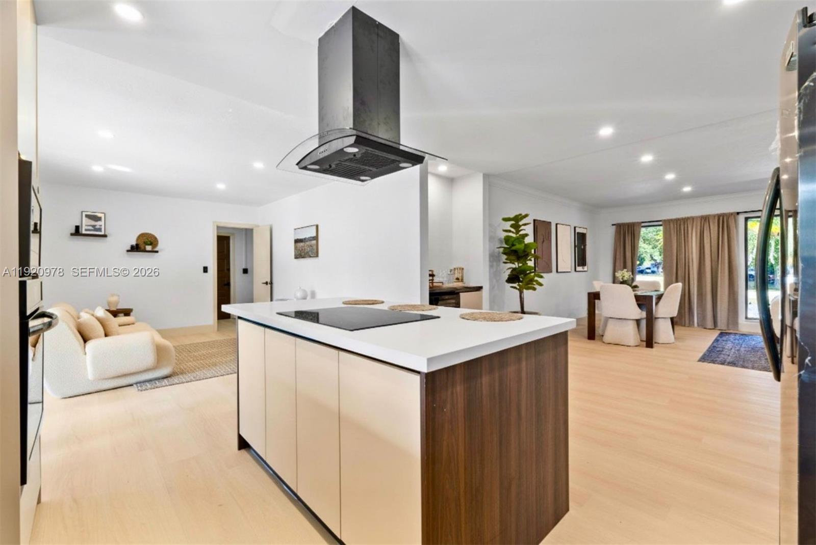 7020 Plantation Road Plantation, FL 33317 - Photo 9 of 34 Gallery Image 9
