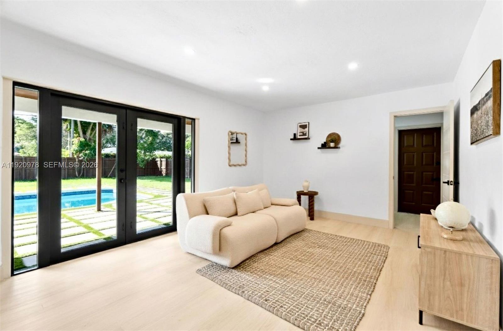 7020 Plantation Road Plantation, FL 33317 - Photo 10 of 34 Gallery Image 10