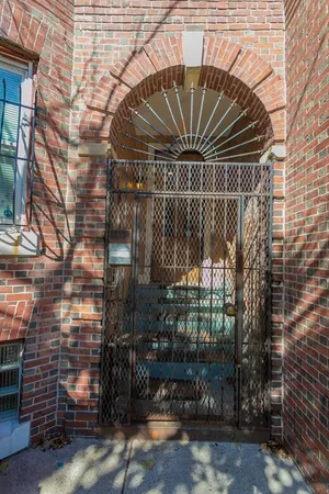 $3,200 | 101 Cedar Street, Unit 2, Boston, MA 02119