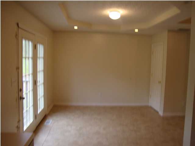 8505 3rd Street Road Louisville, KY 40272 - Photo 6 of 8 Additional Photo