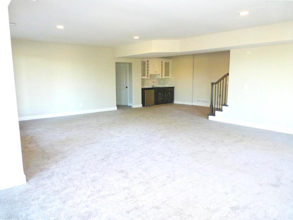 12496 South Barth Road Olathe, KS 66061 - Photo 17 of 49