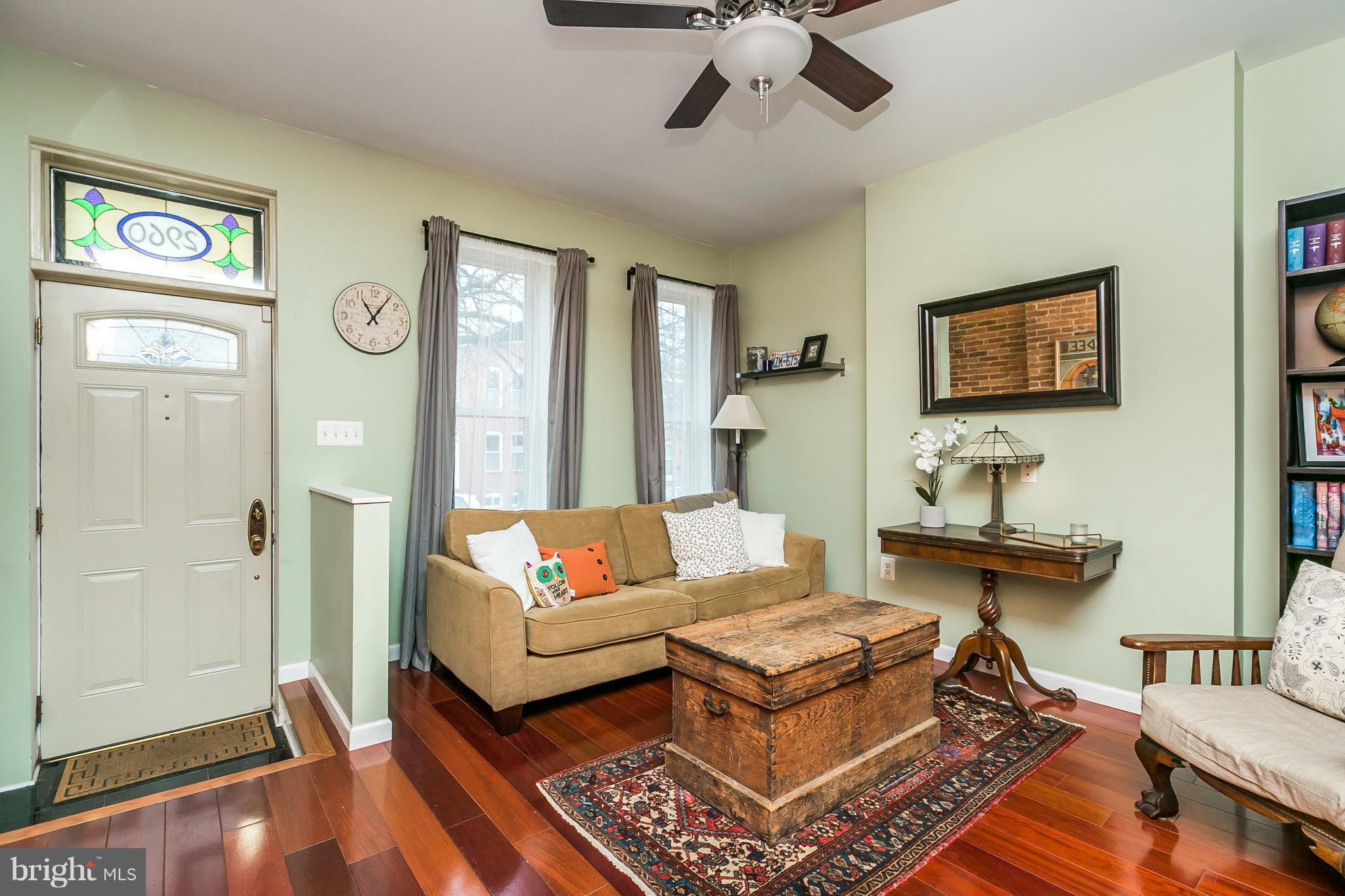2960 Keswick Road Baltimore, MD 21211 - Photo 2 of 27 Living Room
