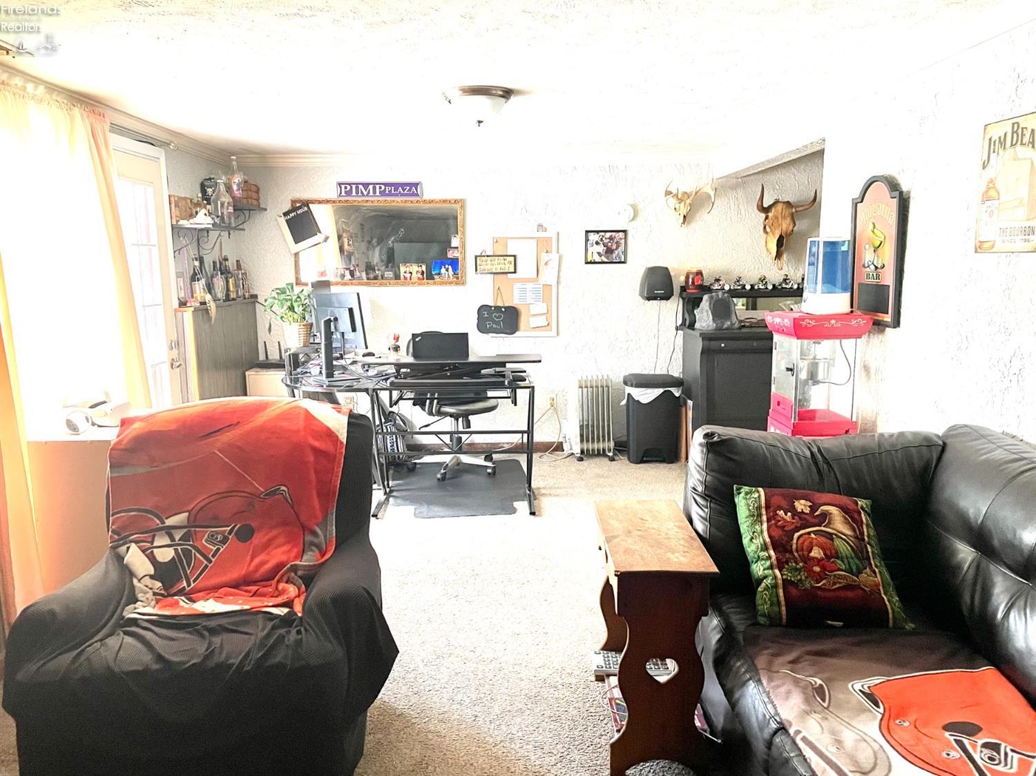 2190 Cooper Foster Park Road Lorain, OH 44053 - Photo 16 of 18 Gallery Image 16