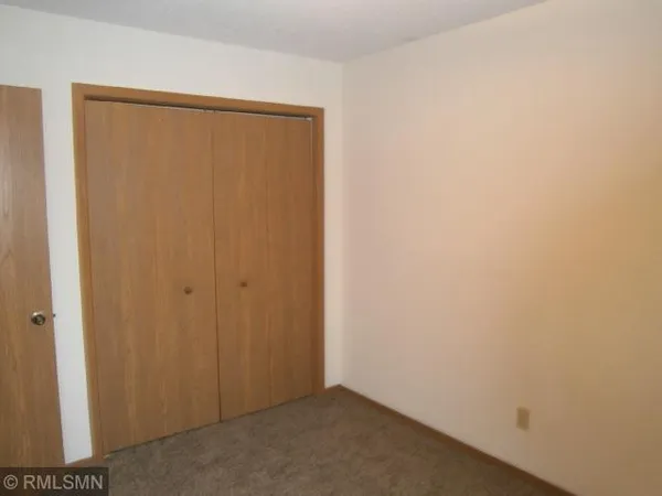 $1,300 | 1232 Spruce Court, Unit D, New Richmond, WI 54017