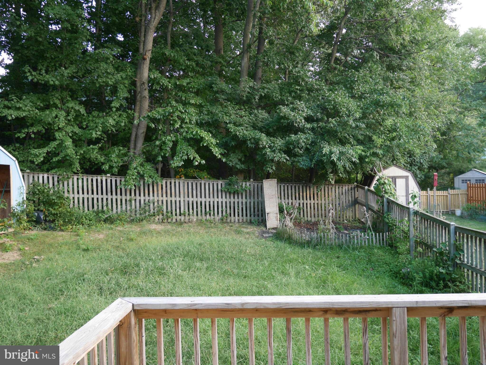 9234 Throgmorton Road Baltimore, MD 21234 - Photo 22 of 22 Exterior (Rear)