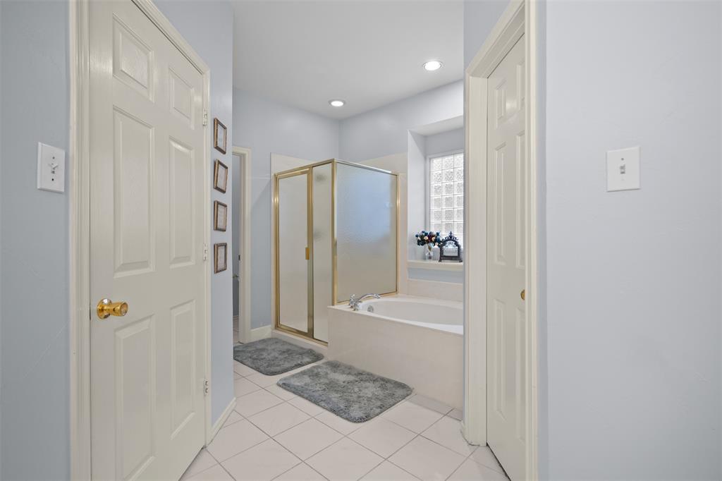 1625 Tree Line Road Flower Mound, TX 75028 - Photo 18 of 33