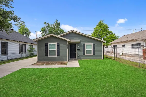 $1,800 | 1317 Denver Avenue, Fort Worth, TX 76164