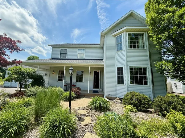 $625,000 | 6075 Singletree Lane, De Witt, NY 13078
