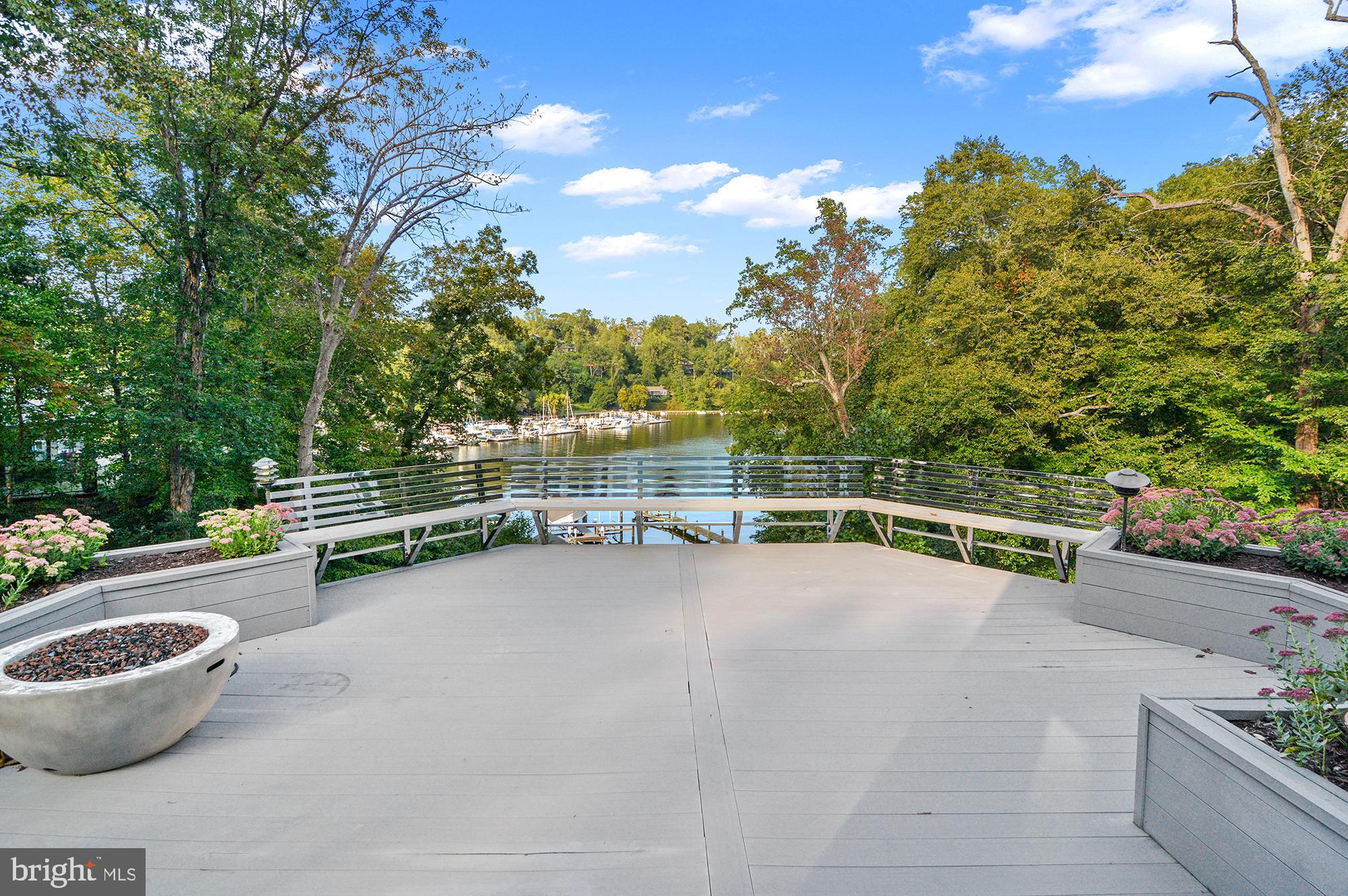 856 St Edmonds Place Annapolis, MD 21401 - Photo 8 of 129