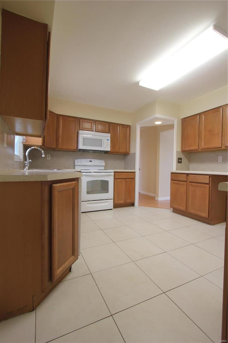 4013 Mt Olive Road St. Louis, MO 63125 - Photo 5 of 16 Gallery Image 5
