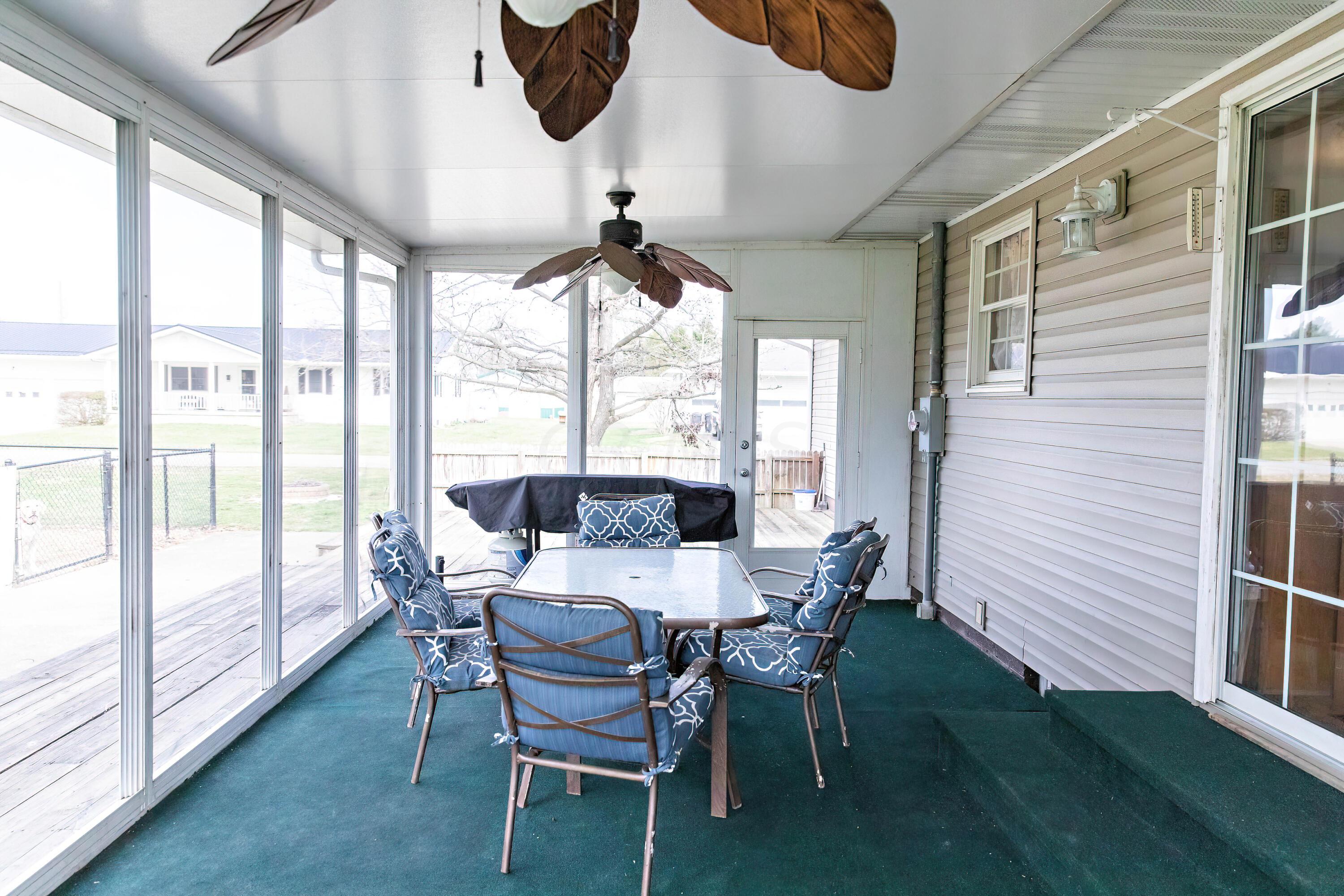71 Sunset Road Londonderry, OH 45647 - Photo 36 of 46 036
