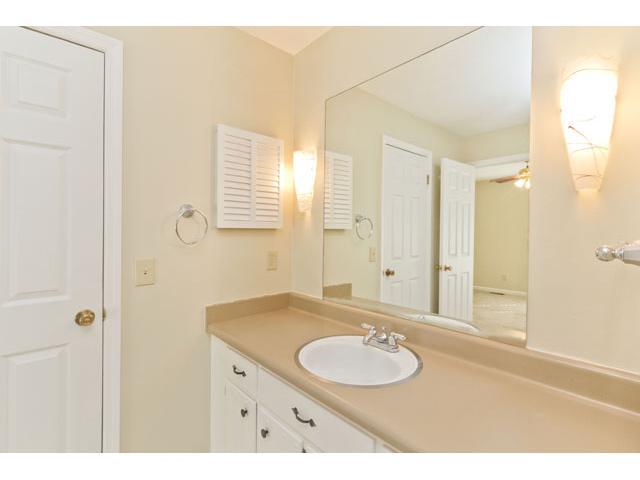 3127 Clifton Road Columbus, OH 43221 - Photo 12 of 15
