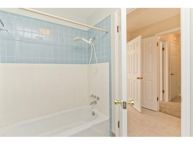 3127 Clifton Road Columbus, OH 43221 - Photo 13 of 15