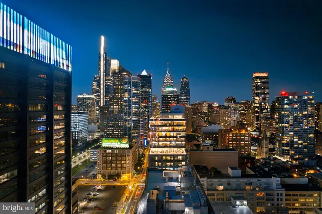 $379,900 | 23 South 23rd Street, Unit 2L, Philadelphia, PA 19103