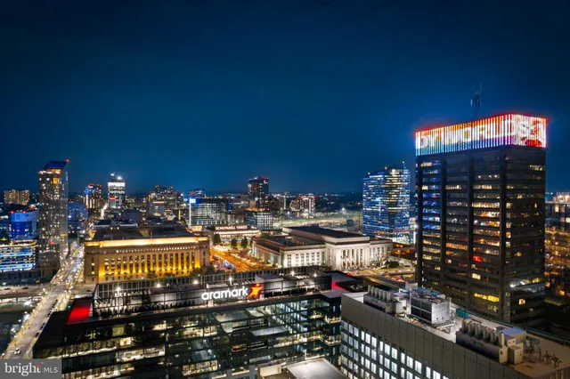 $379,900 | 23 South 23rd Street, Unit 2L, Philadelphia, PA 19103