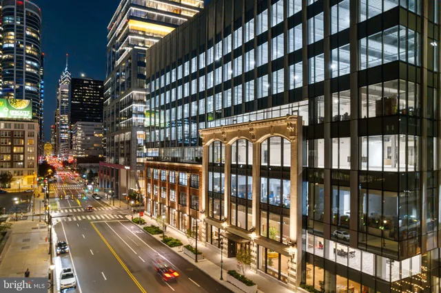 $379,900 | 23 South 23rd Street, Unit 2L, Philadelphia, PA 19103