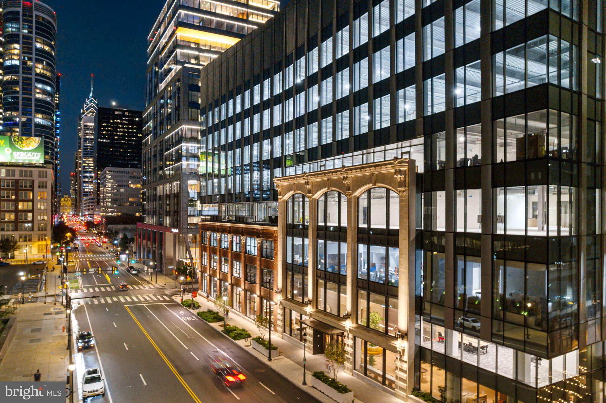 23 South 23rd Street, Unit 2L Philadelphia, PA 19103 - Photo 34 of 34 Proximity to City Hall