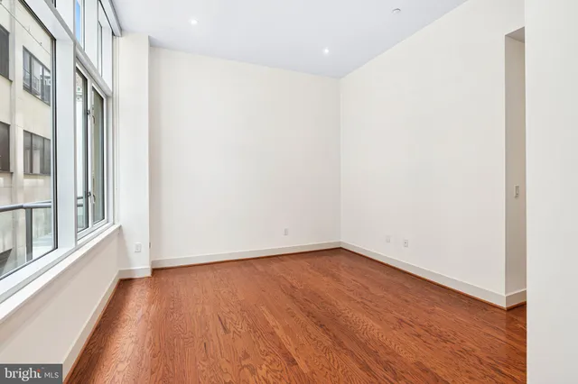 $379,900 | 23 South 23rd Street, Unit 2L, Philadelphia, PA 19103