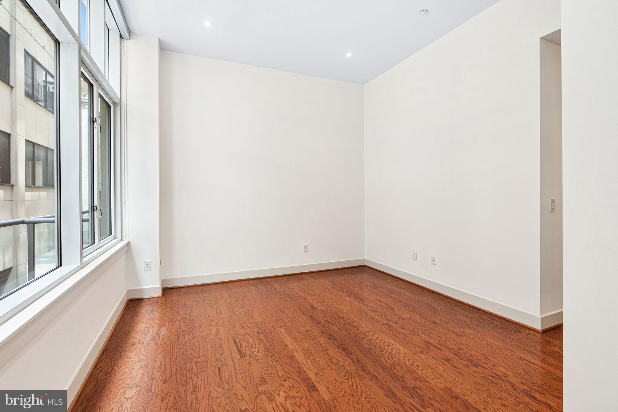 23 South 23rd Street, Unit 2L Philadelphia, PA 19103 - Photo 8 of 34 Bedroon